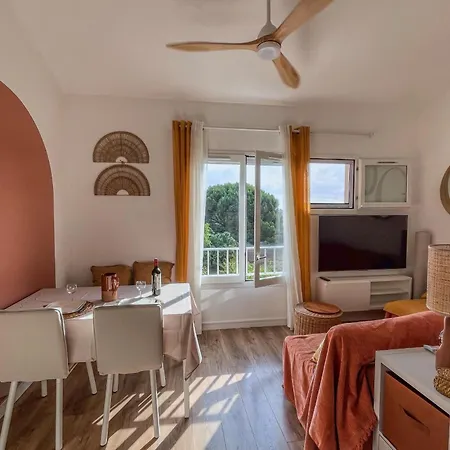 Charming With Terrace Near The Beaches Apartment Hyères