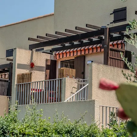 Charming With Terrace Near The Beaches Apartment Hyeres