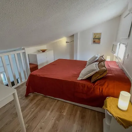 Charming With Terrace Near The Beaches Apartment Hyères